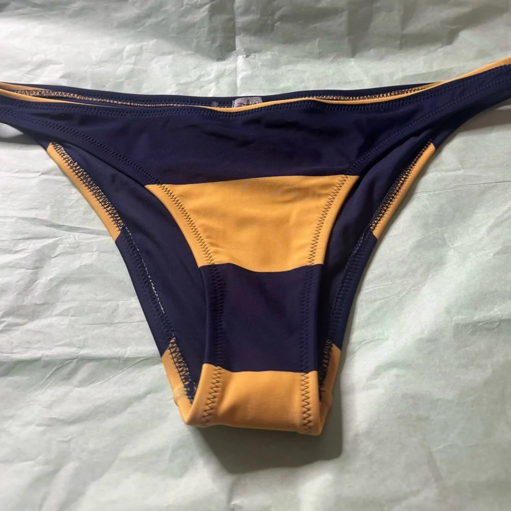 NWOT Aerie Women’s Blue and Gold Swim BIKINI